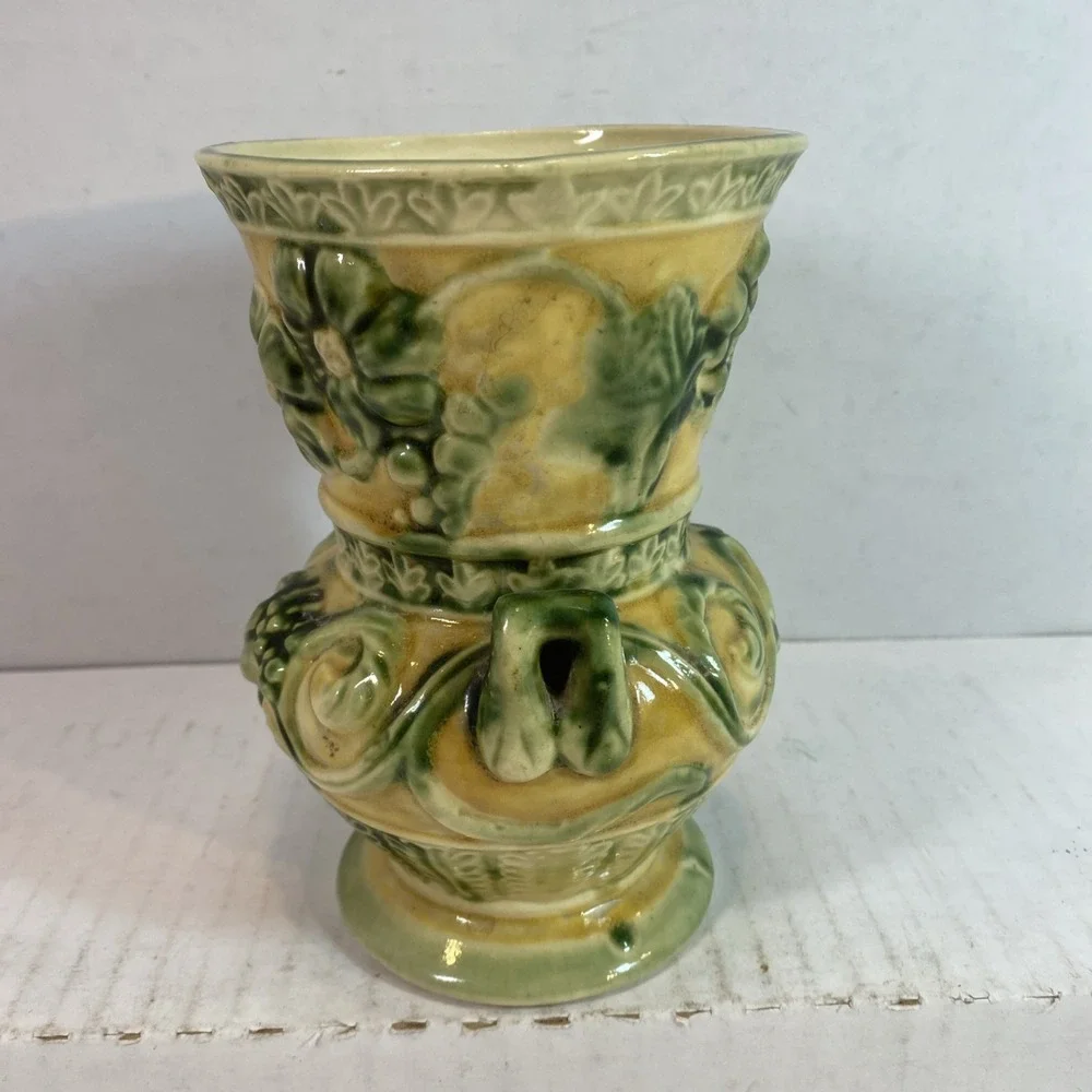 Vintage Occupied Japan Pottery Vase Raised‎ Flowers Grapes Hand Painted